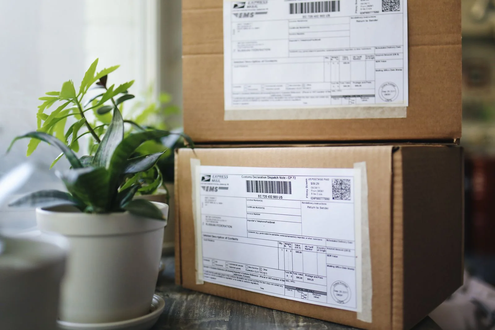 Eco friendly recyclable kraft mailer box packaging