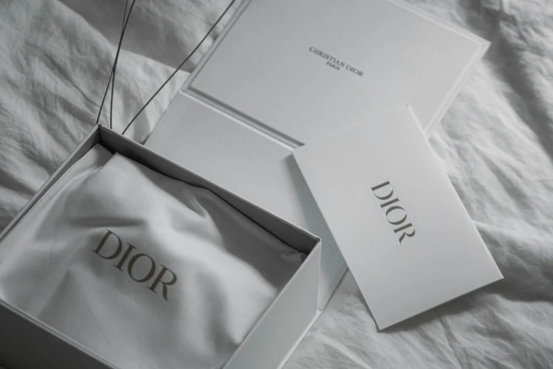 Branded rigid box artwork and design elements